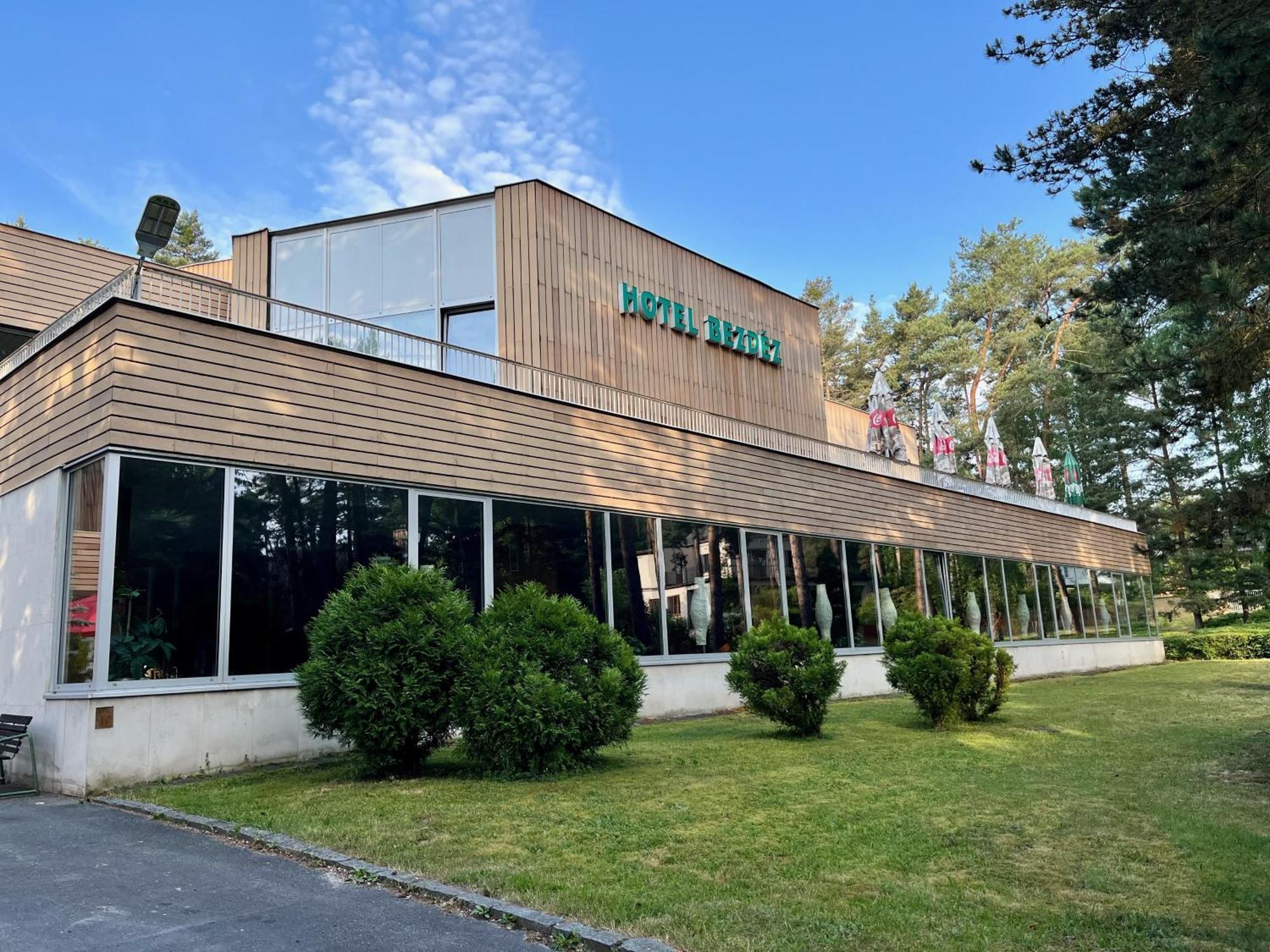 Hotel Bezdez Staré Splavy Eksteriør bilde